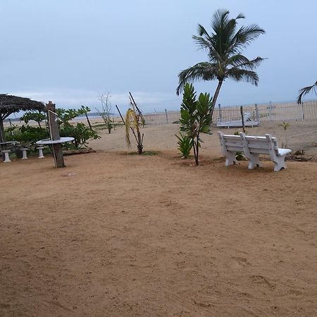 Yoho Hotel Arugambay Beach Inn Arugam Bay Kültér fotó