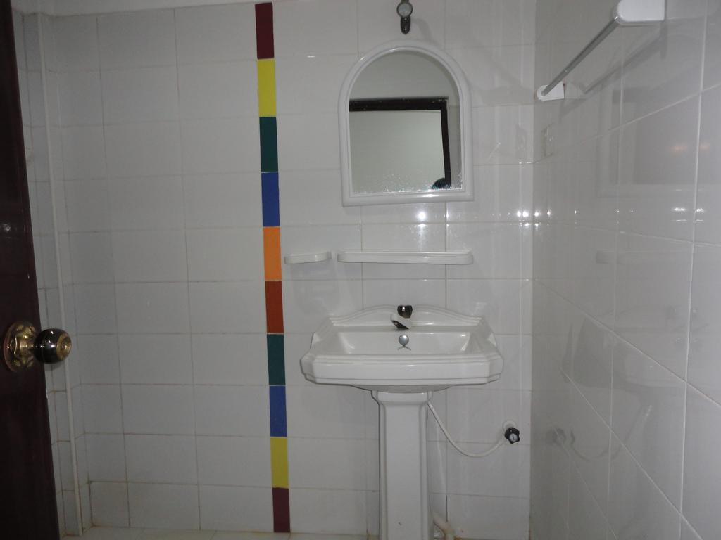 Yoho Hotel Arugambay Beach Inn Arugam Bay Szoba fotó