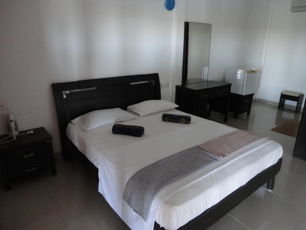 Yoho Hotel Arugambay Beach Inn Arugam Bay Szoba fotó