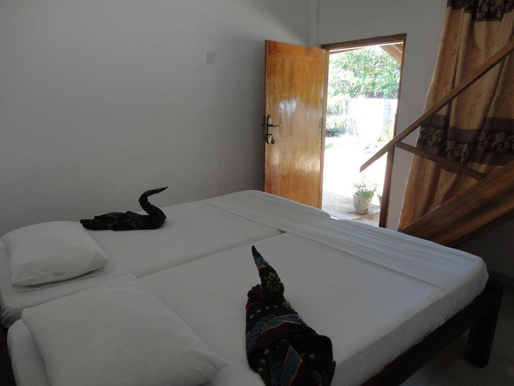 Yoho Hotel Arugambay Beach Inn Arugam Bay Szoba fotó