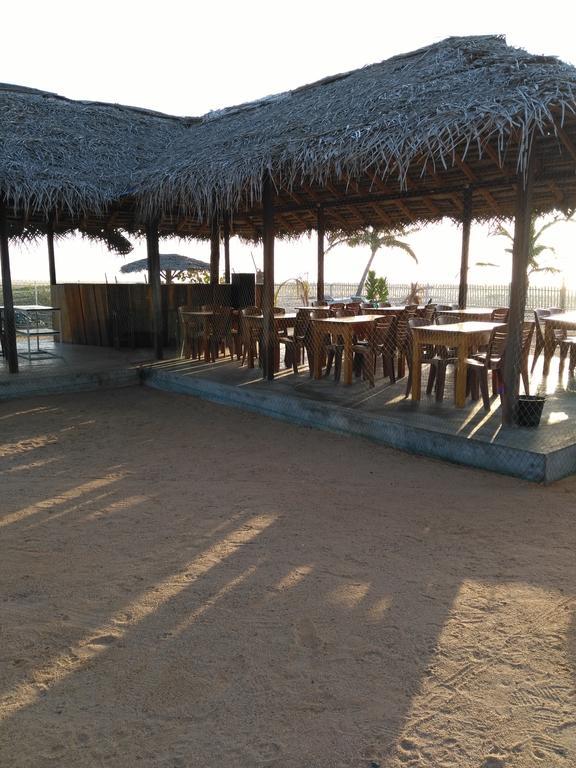 Yoho Hotel Arugambay Beach Inn Arugam Bay Kültér fotó
